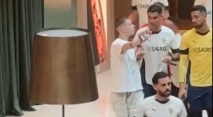 Cristiano Ronaldo reaccionó de una manera nunca antes vista cuando un aficionado intentó fotografiarse con el portugués.