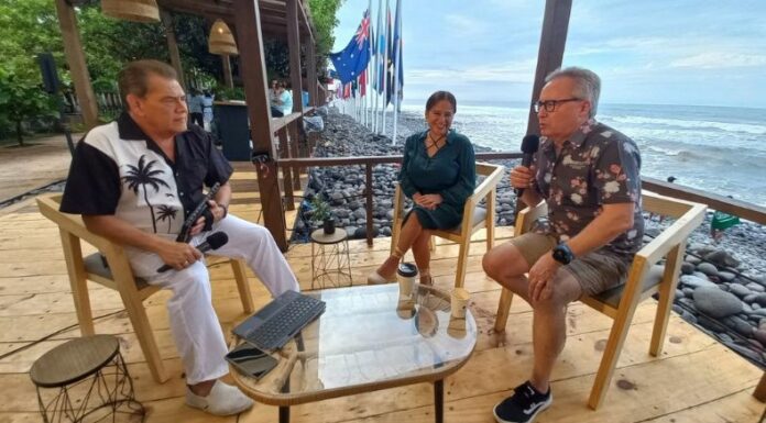 Surfistas de 61 delegaciones participan en el Surf City El Salvador ISA World Surfing Games 2025, en las playas de El Tunco y El Sunzal.