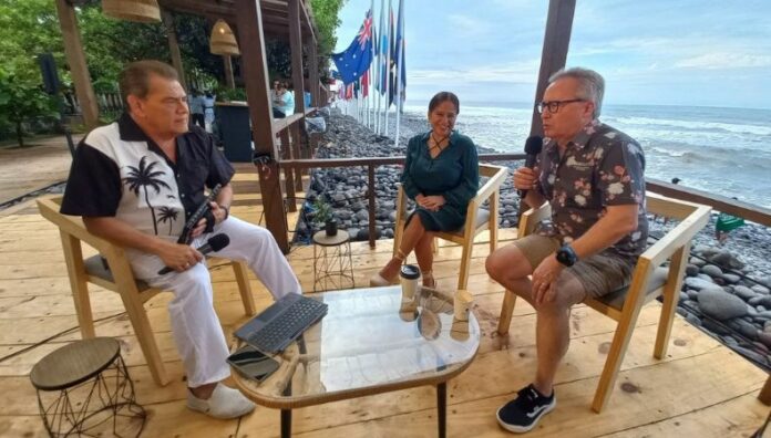 291 surfistas de 61 delegaciones se toman las olas de El Salvador Surfistas de 61 delegaciones participan en el Surf City El Salvador ISA World Surfing Games 2025, en las playas de El Tunco y El Sunzal.