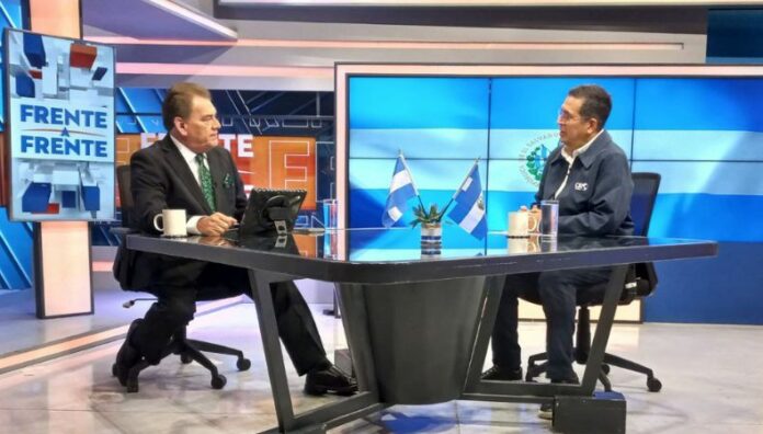 Encuesta CID Gallup: 87 % aprueba labor del presidente Bukele La encuesta CID Gallup reveló, en exclusiva en Frente a Frente, que 9 de cada 10 salvadoreños apoyan el trabajo del presidente Nayib Bukele.