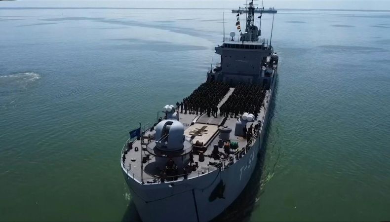 Maduro lanza operación militar de resistencia ante presencia de EE. UU. en el Caribe Venezuela lanzó una operación militar de ‘resistencia’ ante lo que califica como una “amenaza” de EE. UU. en el Caribe.