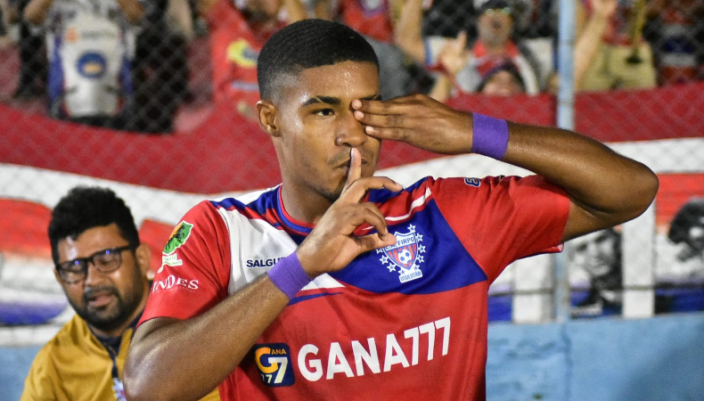 El líder Luis Ángel Firpo recibe a Club Deportivo Águila en un nuevo 