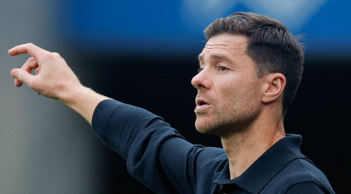 El técnico español del Real Madrid, Xabi Alonso, habló tras la polémica expulsión del defensa central ante la Real Sociedad.