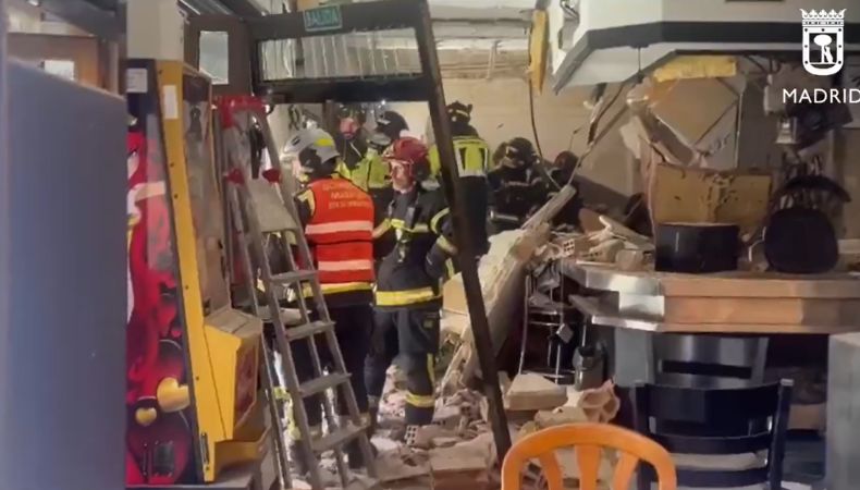Más de 20 heridos tras explosión en un centro nocturno en Madrid Al menos una veintena de personas resultaron heridas el sábado en Madrid, tres de ellas de gravedad, tras una explosión que destruyó un bar de la capital española.