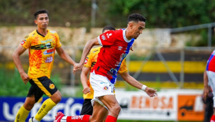 FAS empató ante Platense FAS logró empatar sobre el final del juego en su visita al Toledo Valle en la jornada 11 del Torneo Apertura 2025.