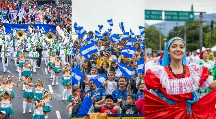 Como ya es tradición, cientos de salvadoreños se congregaron en las principales calles para participar de los desfiles que conmemoran la Independencia.