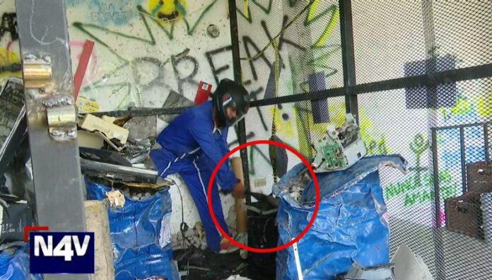 Rage Room: la experiencia que libera el estrés que llevas dentro Los “Rage Room” o “Cuartos de Ira”, espacios creados en Asia para liberar el estrés rompiendo objetos, se han popularizado en distintos países y comienzan a ganar presencia en El Salvador.