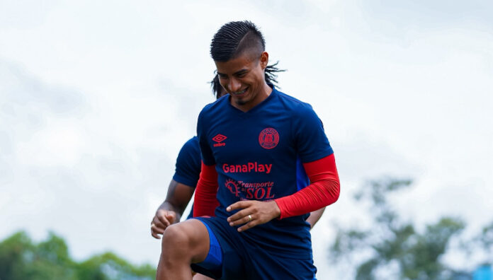 FAS visita a Isidro Metapán en el Derbi santaneco Club Deportivo FAS y Metapán se enfrentan en el