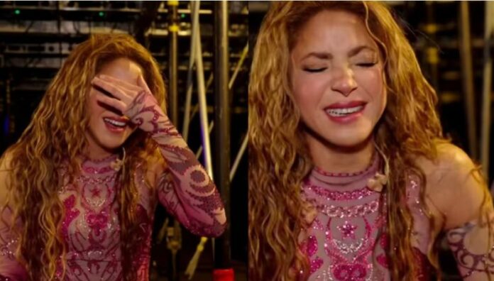 ¡Entre lágrimas! Así se despidió Shakira al finalizar su gira en México La cantante no pudo contener las lágrimas en su despedida tras 12 noches consecutivas en el Estadio GNP Seguros y dejó un mensaje que sorprendió a sus seguidores.