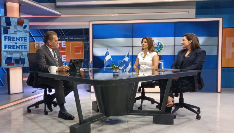 Alianza entre Fundación A la Rueda Rueda, INDES y BAC permitirá implementar en El Salvador un proyecto de ajedrez en instituciones educativas