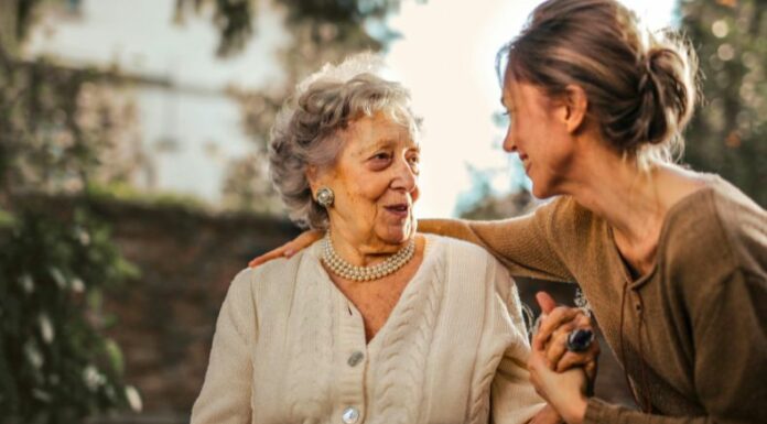 La hospitalidad distingue a los salvadoreños y refleja un valor que fortalece la solidaridad y la identidad nacional.