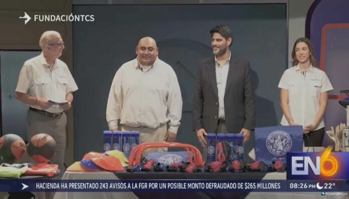 Fundación TCS y Grupo Autofácil respaldan el proyecto Niñez y Juventud Berlinesa Fundación TCS y Grupo Autofácil se unieron para apoyar el proyecto “Niñez y Juventud Berlinesa”, que lleva oportunidades deportivas a niños y jóvenes de Usulután.