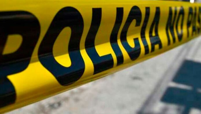 Asesinan a hombre en San Salvador Centro Un joven de 24 años fue vapuleado con un objeto contundente en las cercanías de la alameda Juan Pablo II, en San Salvador Centro.