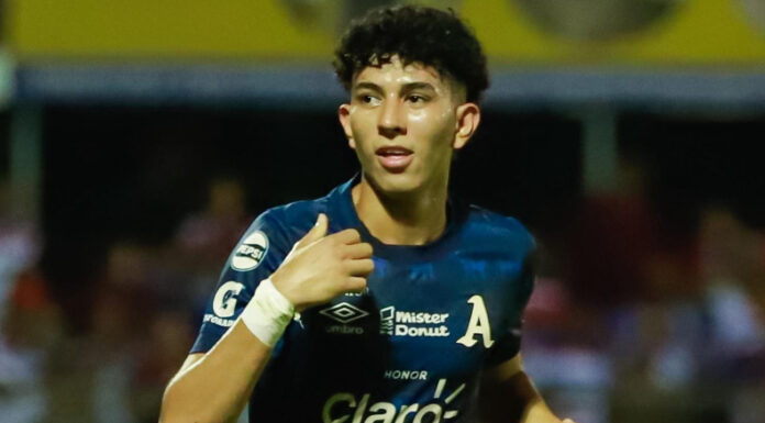 Alianza goleó en el Sergio Torres de Usulután a Luis Ángel Firpo para ser el nuevo líder del Torneo Apertura 2025.