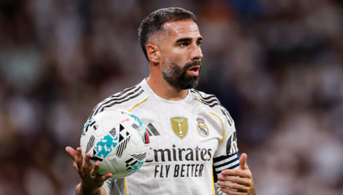 Real Madrid sufre nueva baja por lesión El defensa español del Real Madrid estará al menos cuatro semanas fuera de las canchas por una lesión en la pierna derecha.