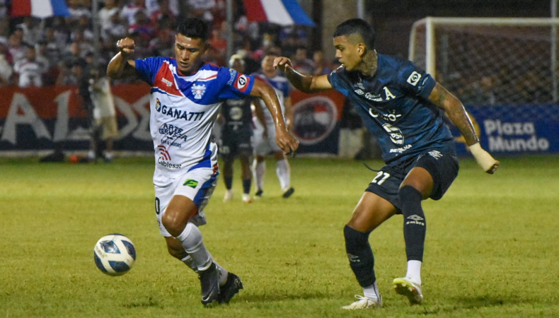 Luis Ángel Firpo cayó por goleada el sábado en el Sergio Torres de Usulután ante el vigente campeón, Alianza FC.