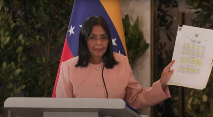Venezuela tiene listo un decreto para declarar estado de excepción en caso de una “agresión” por parte de Estados Unidos.