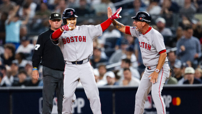 Boston Red Sox vencieron a los Yankees Los Boston Red Sox vencieron en el primer juego de la serie de comodín de la Liga Americana a los Yankees de New York.