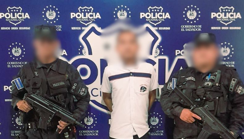 La PNC informó la captura de conductor de ruta de autobús 304 tras apuñalar a otro motorista de la ruta 324.