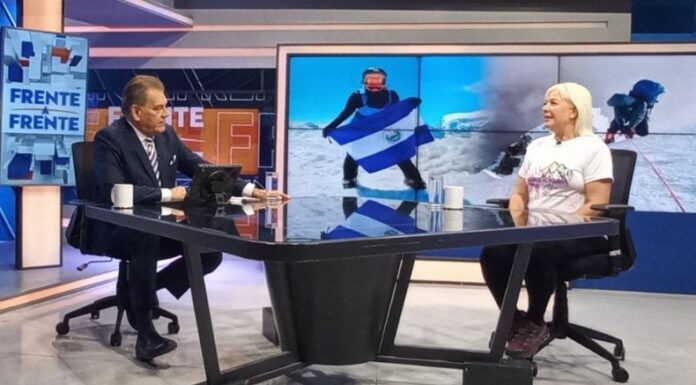 La montañista salvadoreña escalará su quinta montaña, del proyecto Seven Summits. El 16 de octubre inicia su expedición a Papúa, Indonesia.