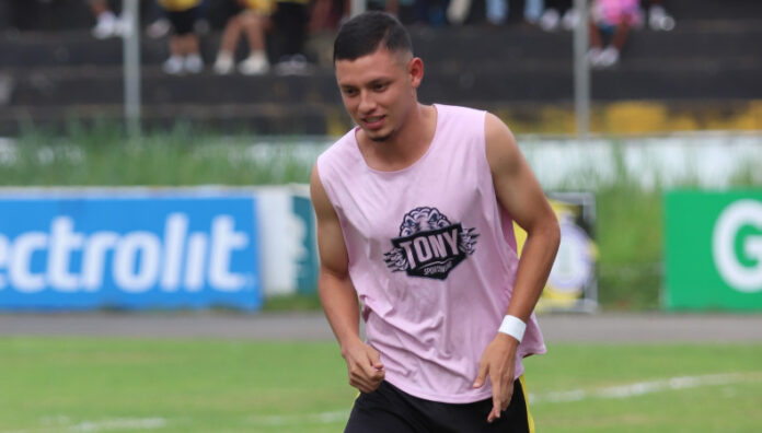 Jugadores sancionados para la fecha 15 del Apertura 2025 La Comisión Disciplinaria de la FESFUT dio a conocer el listado de jugadores sancionados previo a la fecha 15 del Apertura 2025.