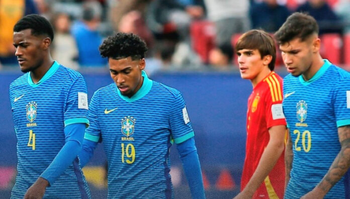 Brasil eliminado del Mundial sub-20 Brasil quedó eliminado por primera vez en la historia en la fase de grupos del Mundial sub-20 al solo sumar un empate en tres partidos.