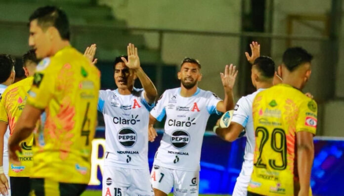 Alianza sigue líder del Apertura 2025 Alianza se mantiene como líder del torneo. Mientras que, Firpo es segundo lugar provisionalmente en el Apertura 2025.