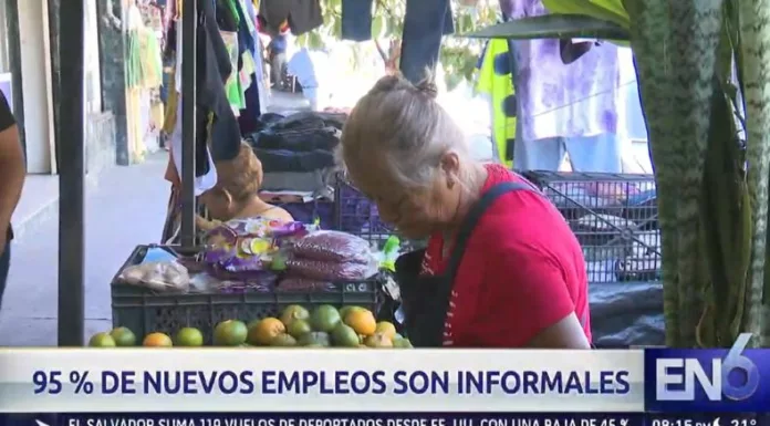El 95% de los nuevos empleos en la región son informales, según el organismo.