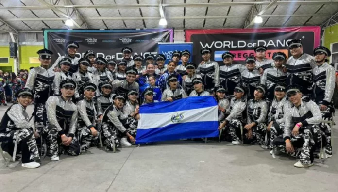 El Salvador brilla en Argentina ‘Factor X’ se corona campeón del World of Dance 2025 El grupo salvadoreño se coronó campeón en el World of Dance Argentina 2025, consolidándose como uno de los mejores exponentes internacionales del género urbano.