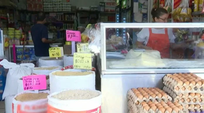 Más de la mitad de micro y pequeñas empresas (MYPE) dependen de créditos informales para sostenerse.