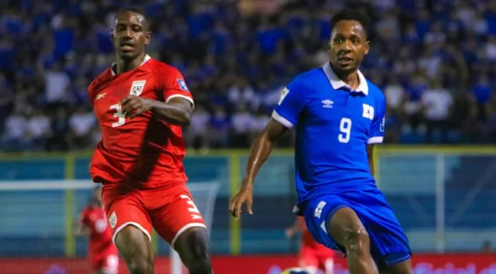 Brayan Gil anotó el gol para la Selecta que hizo vibrar por unos segundos a la afición. Pero el árbitro central anuló el tanto.