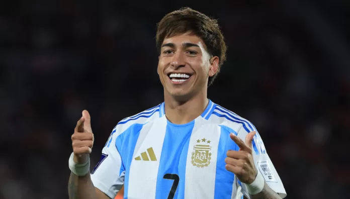 Argentina y Colombia a semifinales del Mundial sub-20 Argentina y Colombia se convirtieron en las primeras selecciones clasificadas para las semifinales del Mundial sub-20.