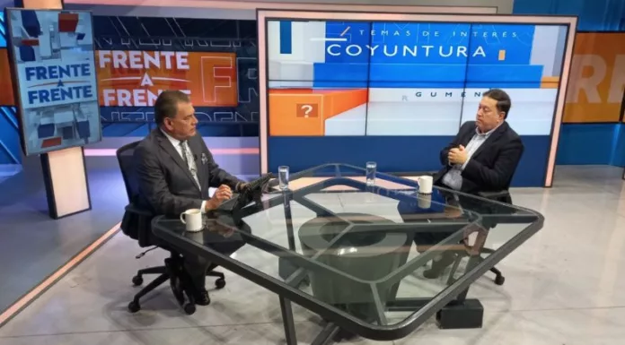 Carlos Acevedo, expresidente del BCR, dice que ajustes a reforma de pensiones, tendría implicaciones políticas duras para el gobierno.