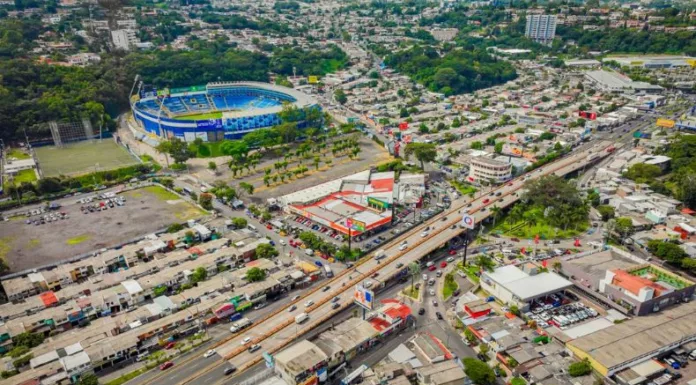 Autoridades han implementado un dispositivo de seguridad vial en los alrededores del Estadio Cuscatlán por el partido entre El Salvador y Guatemala que se disputará esta noche.