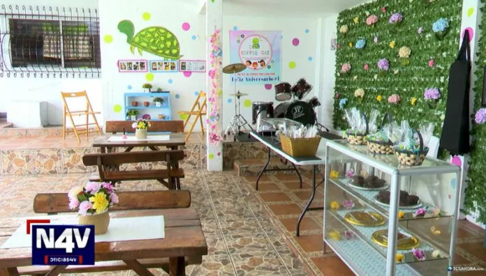 Coffee CAI donde cada receta cuenta una historia de inclusión La inclusión es la esencia de Coffee CAI, una cafetería atendida por jóvenes con diversidad funcional.