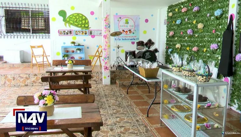 La inclusión es la esencia de Coffee CAI, una cafetería atendida por jóvenes con diversidad funcional.