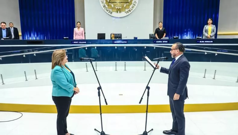 El tercer período de Raquel Caballero de Guevara al frente de la PDH inicia este 16 de octubre y termina el 15 de octubre de 2028.