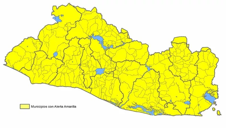 Protección Civil dejó sin efecto la alerta naranja y declaró alerta amarilla en todo el país por la continuidad de lluvias asociadas a la Zona de Convergencia Intertropical y una baja presión en el Pacífico.