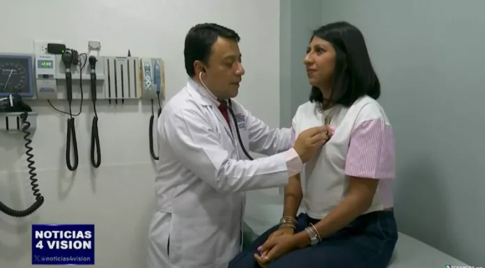 Carmen Cruz es una mujer que no se detiene: venció el cáncer de mama y sigue demostrando su fuerza cada día entre motores, herramientas y sueños.