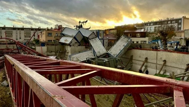 Un potente tornado azotó este lunes el departamento de Val-d´Oise, al norte de París dejando al menos un fallecido y varios heridos en estado de gravedad. Las autoridades reportan severos daños materiales.
