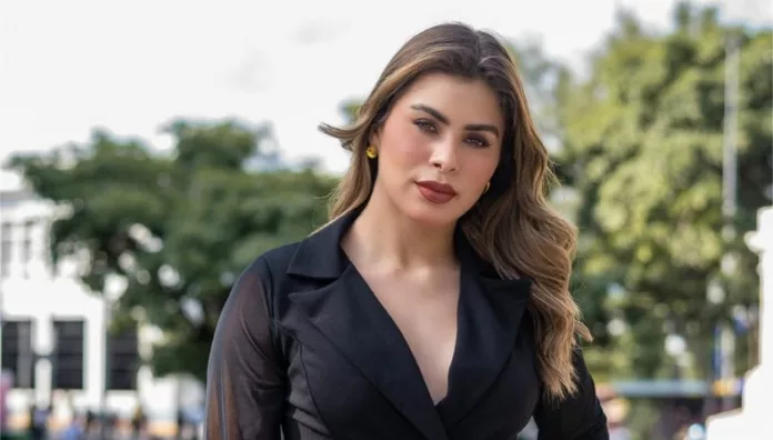 Estas son las 10 confesiones más curiosas de Linda Sibrián La conductora de “Llévatelo” compartió un video en el que habló sin filtros sobre su vida personal, su paso por la televisión y un detalle físico que pocos habían notado.