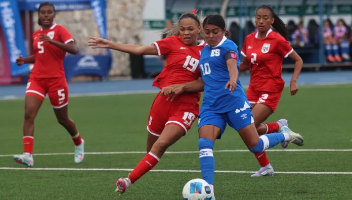 Selecta femenina debuta con goleada en Juegos Centroamericanos La Selecta femenina arrancó con victoria por goleada ante Panamá su participación en los Juegos Centroamericanos.