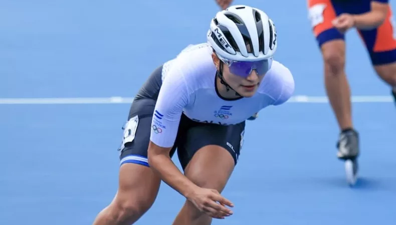 Ivonne Nóchez gana nueva medalla en Juegos Centroamericanos La patinadora salvadoreña, Ivonne Nóchez se quedó con la presea de Bronce en la categoría de los 1,000 metros sprint.