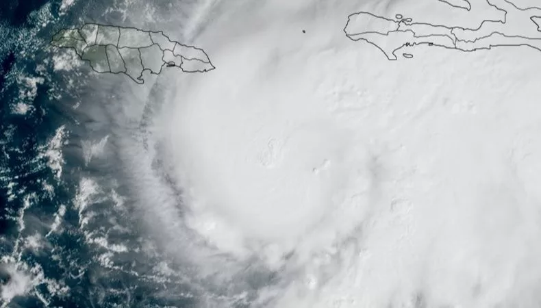 El huracán Melissa alcanza categoría 4 y amenaza con lluvias e inundaciones catastróficas en Jamaica, Haití y República Dominicana.