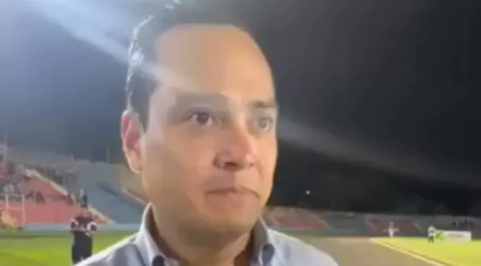 El técnico de Club Deportivo FAS habló tras el empate entre santanecos y capitalinos en el estadio Óscar Quiteño.
