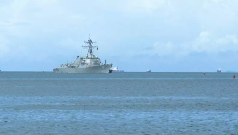 El buque USS Gravely llegó a Trinidad y Tobago para ejercicios conjuntos con EE. UU., en medio de crecientes tensiones con Venezuela.