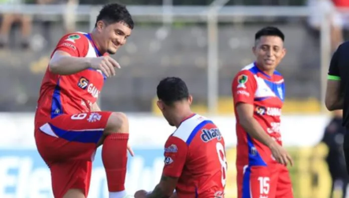 Luis Ángel Firpo sigue líder del Torneo Apertura 2025 Luis Ángel Firpo sigue líder del torneo. Mientras que, Alianza y FAS empataron en la fecha 18 del campeonato.