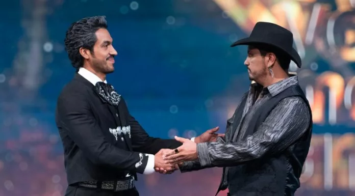 El “Escenario de los Sueños” vivió un momento lleno de expectativa cuando se dio a conocer quién debía abandonar la cuarta temporada. Dos imitadores quedaron frente a frente en una decisión que dejó a todos en silencio.