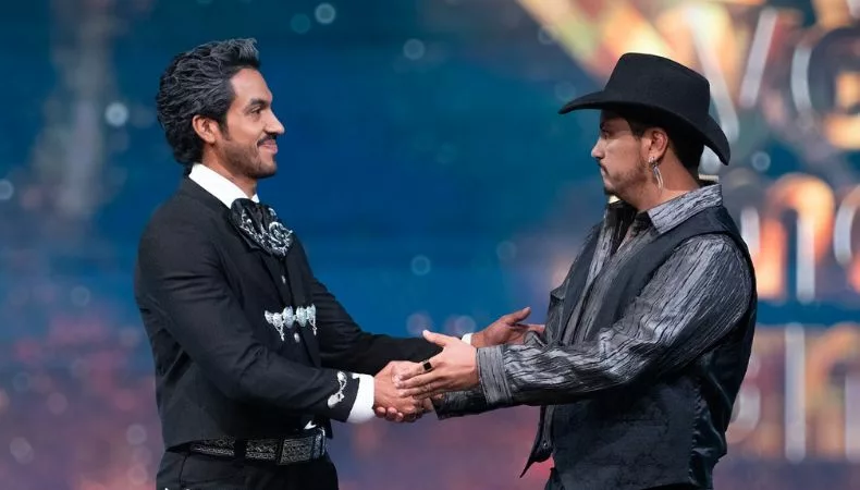 ¡Noche intensa en “Yo me llamo”! Así se reveló al nuevo eliminado El “Escenario de los Sueños” vivió un momento lleno de expectativa cuando se dio a conocer quién debía abandonar la cuarta temporada. Dos imitadores quedaron frente a frente en una decisión que dejó a todos en silencio.