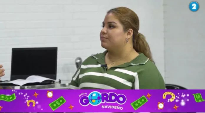 La imitadora de la cantante británica recibió una guía exclusiva del actor salvadoreño Henry Urbina, gracias a la iniciativa de la Lotería Nacional de Beneficencia. Esta experiencia la ayudó a fortalecer su talento en “Yo me llamo El Salvador”.